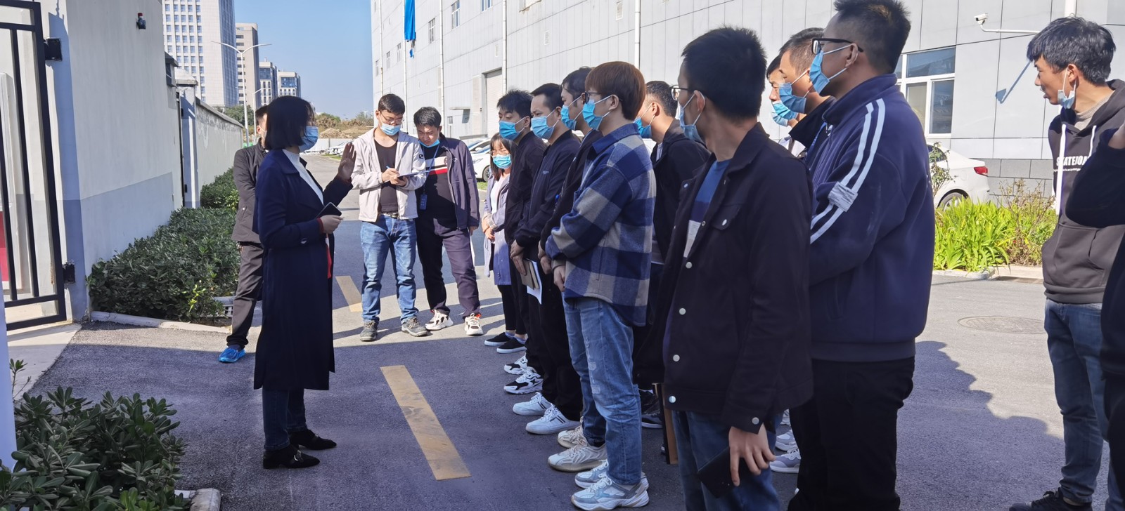 今年会微电动力部组织开展化学品泄漏应急演练